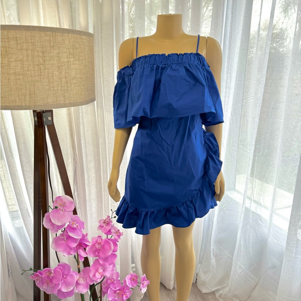 Ladies Women’s Size S Small Who What Wear Royal Blue Off Shoulder Ruffle Dress